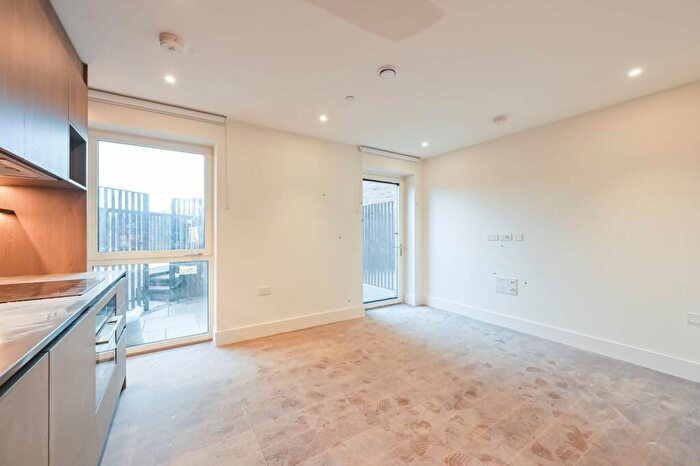 Studio To Rent In Bow View Apartments, Bow, E3