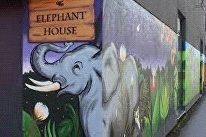 5 Bedroom Apartment To Rent In Elephant House, Bedminster, Bristol, BS3