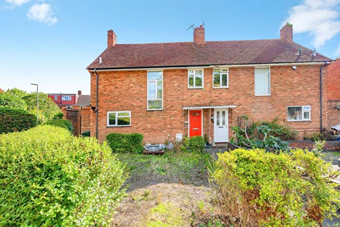 3 Bedroom Semi-Detached House For Sale In Rosehill Gardens, Abbots Langley, WD5