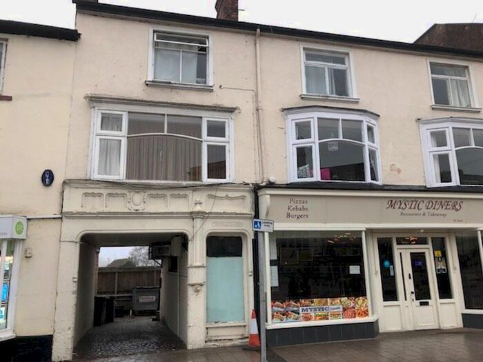 1 Bedroom Flat To Rent In Market Place, Kettering, NN16