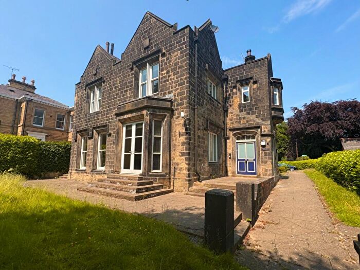 2 Bedroom Flat To Rent In North Hill Road, Headingley, Leeds, LS6