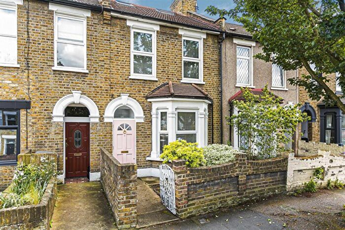 4 Bedroom Terraced House To Rent In Farmer Road, Leyton, London, E10