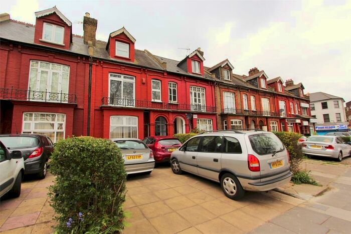 2 Bedroom Flat To Rent In Willoughby Road, Turnpike Lane, N8