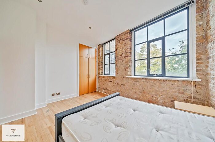 2 Bedroom Apartment To Rent In Saxon House, Thrawl Street, Spitalfields, London, E1