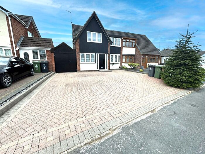 4 Bedroom Semi Detached House For Sale In Farbrook Way, Willenhall, WV12