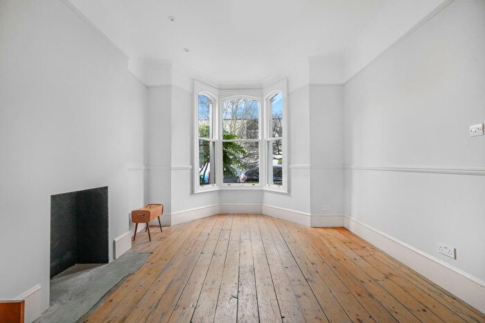 3 Bedroom Property To Rent In Fleetwood Street, Stoke Newington, N16