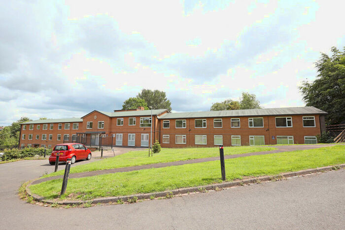 31 Bedroom Apartment For Sale In Gloucester Grange, Clayton, Newcastle, ST5