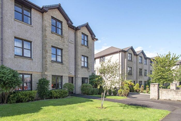 2 Bedroom Flat To Rent In Munro Gate, Bridge Of Allan, FK9