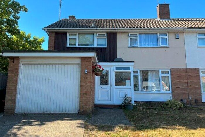 3 Bedroom Property To Rent In Linnets, Basildon, SS16