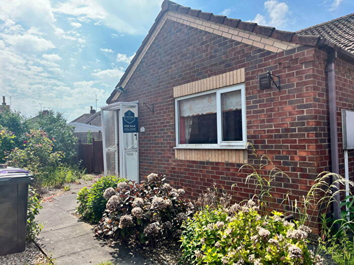 1 Bedroom Detached Bungalow For Sale In Brian Avenue, Skegness, PE25