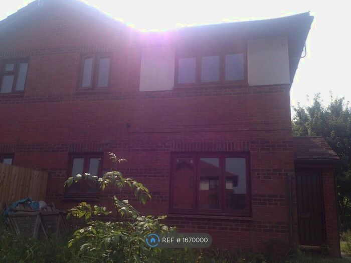 1 Bedroom End Of Terrace House To Rent In Drummond Hay, Milton Keynes, MK15