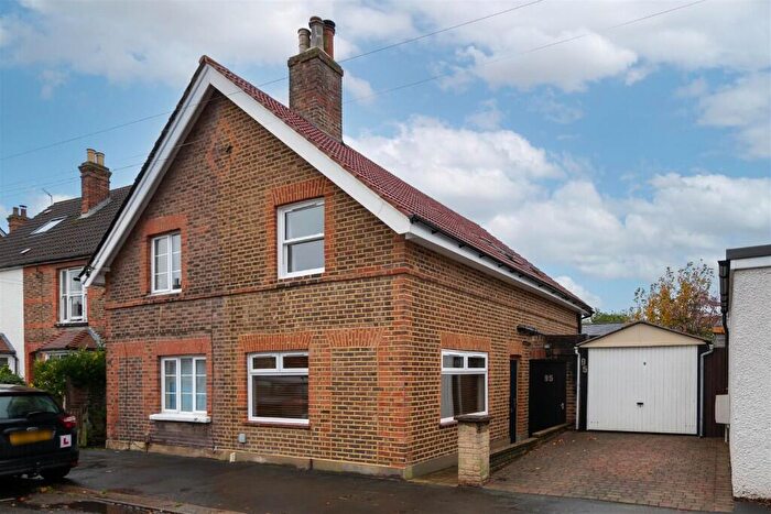 2 Bedroom Semi Detached House For Sale In Nutley Lane, Reigate, Surrey, RH2