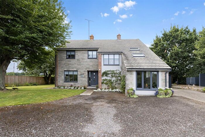 4 Bedroom Detached House For Sale In Rowden Mill Lane, Stourton Caundle, Sturminster Newton, DT10