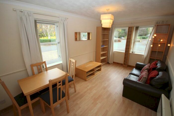 1 Bedroom Flat To Rent In Craighouse Gardens, Morningside, Edinburgh, EH10