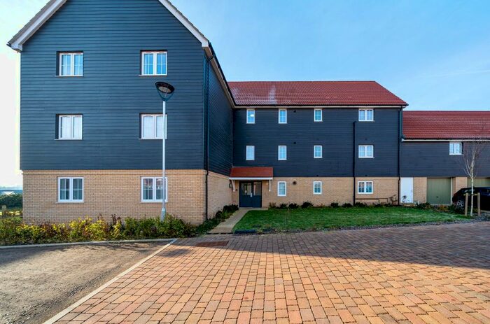 1 Bedroom Flat For Sale In Holland Court, Allerthorp Road, Bishop's Stortford, CM23