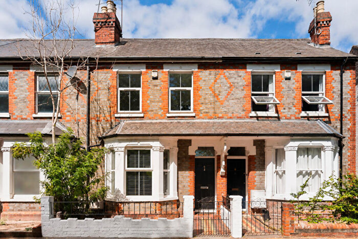 3 Bedroom Terraced House For Sale In Brigham Road, Reading, RG1