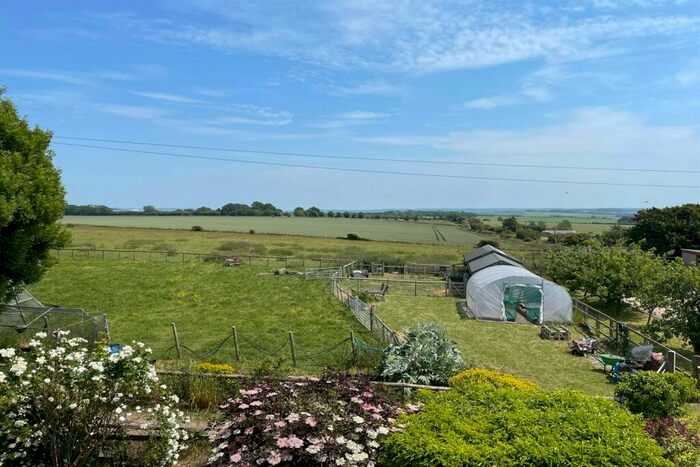 5 Bedroom Detached House For Sale In Coombe Bissett, SP5