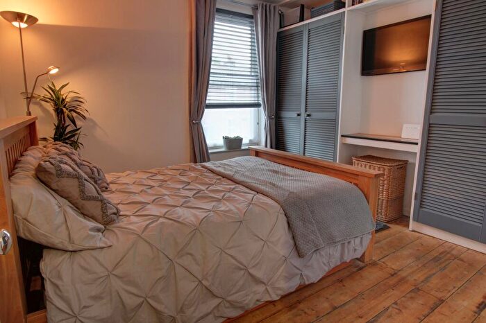 2 Bedroom Semi-Detached House For Sale In Rosehill Road, Ipswich, IP3
