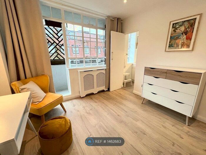 Studio To Rent In Sloane Avenue, London, SW3