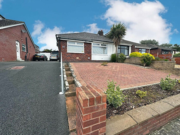 2 Bedroom Bungalow For Sale In Holts Lane, Poulton-Le-Fylde, FY6