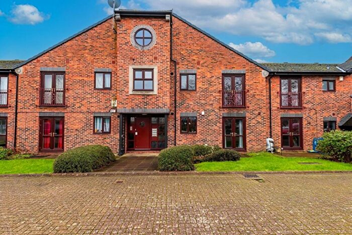1 Bedroom Flat For Sale In Kingston Street, Hull, HU1