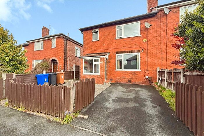3 Bedroom Semi Detached House For Sale In Grasmere Road, Swinton, Salford, M27