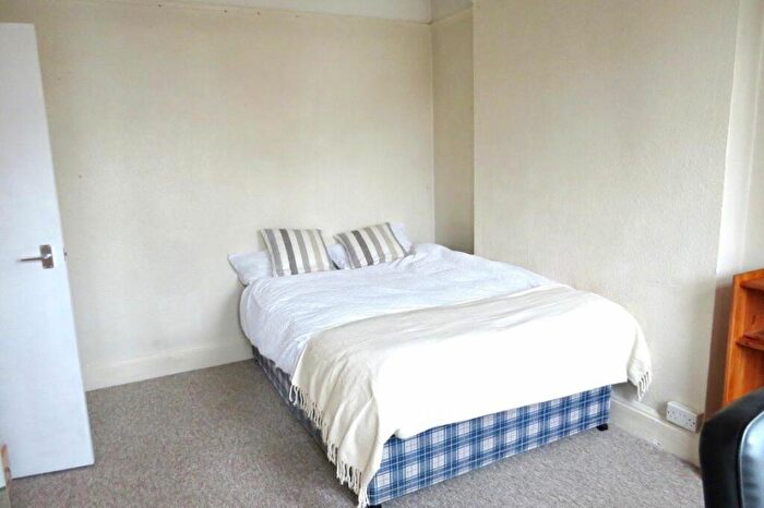 5 Bedroom House To Rent In Student Five Double Bedrooms, Winton, P05