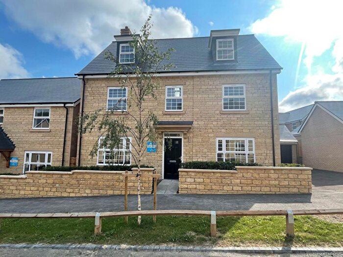 5 Bedroom Detached House For Sale In Orchard Close, Ketton, Stamford, PE9