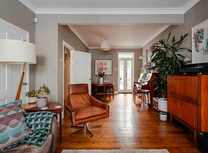 3 Bedroom Terraced House For Sale In Melford Road, Leytonstone, London, E11