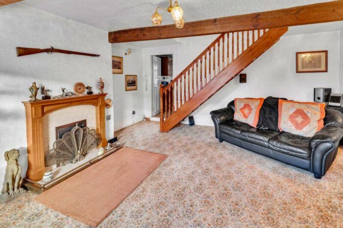 3 Bedroom Terraced House For Sale In Dale Street, Milnrow, OL16