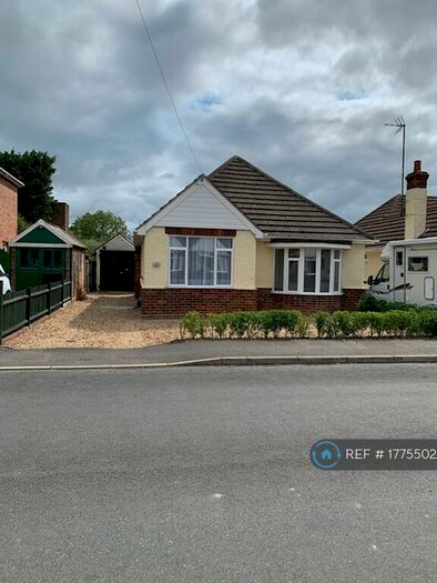 2 Bedroom Bungalow To Rent In Halmer Gardens, Spalding, PE11