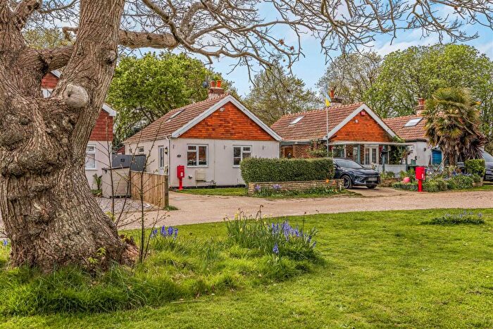 2 Bedroom Bungalow For Sale In North Crescent, Hayling Island, PO11