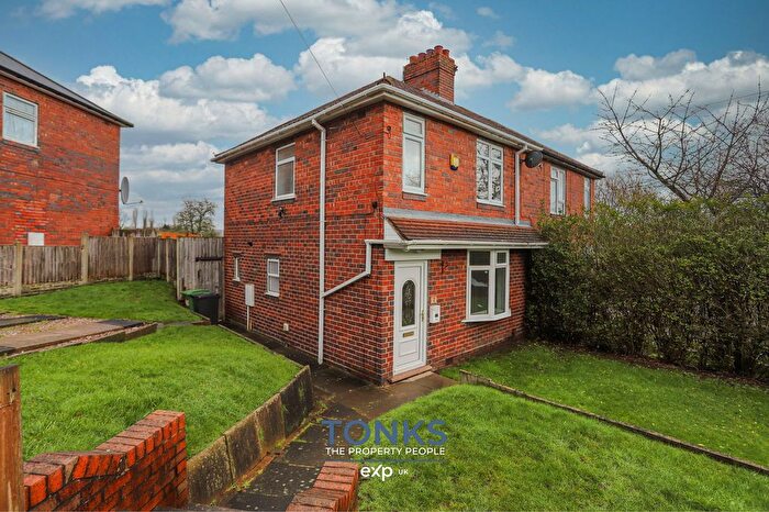 2 Bedroom Semi Detached House For Sale In Parkside Road, Halesowen, B63