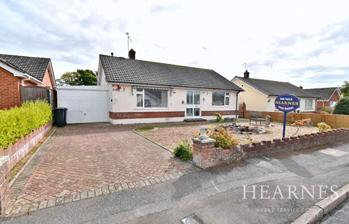 3 Bedroom Detached Bungalow For Sale In Pomona Close, Ferndown, BH22