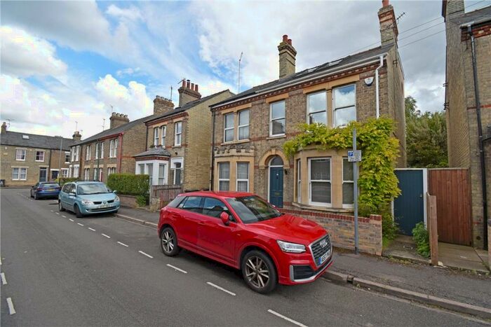 5 Bedroom Semi-Detached House To Rent In Priory Street, Cambridge, CB4