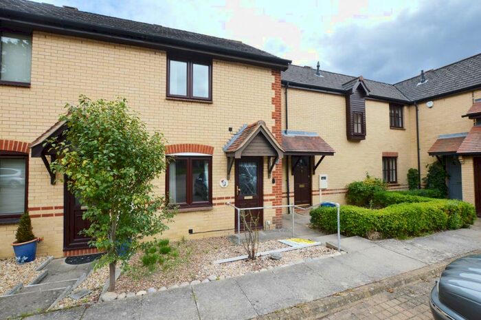 2 Bedroom End Of Terrace House To Rent In Hipwell Court, Olney, MK46