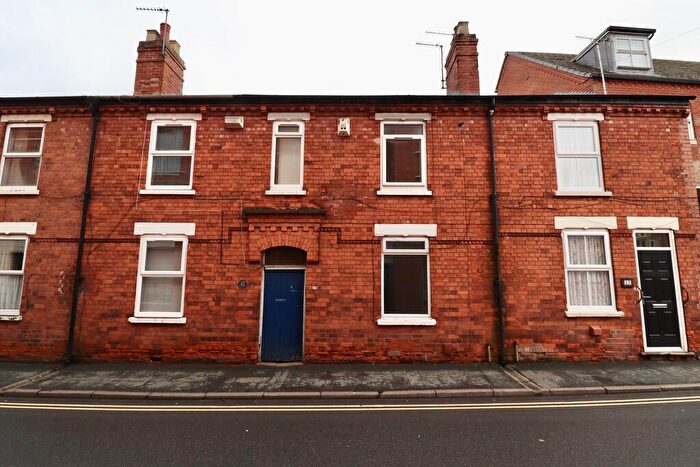 2 Bedroom Terraced House For Sale In Greetwell Gate, Lincoln, LN2