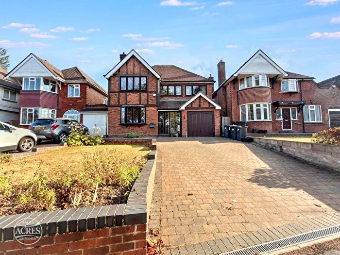 4 Bedroom Detached House For Sale In Worlds End Road, Handsworth Wood, Birmingham, B20
