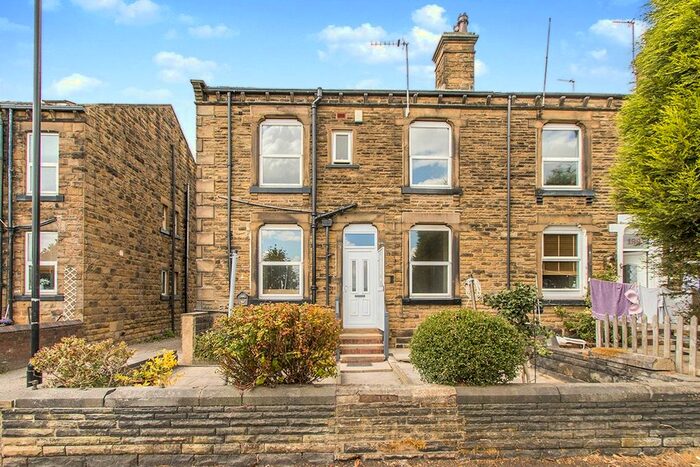 2 Bedroom Terraced House To Rent In Fountain Street, Morley, Leeds, LS27