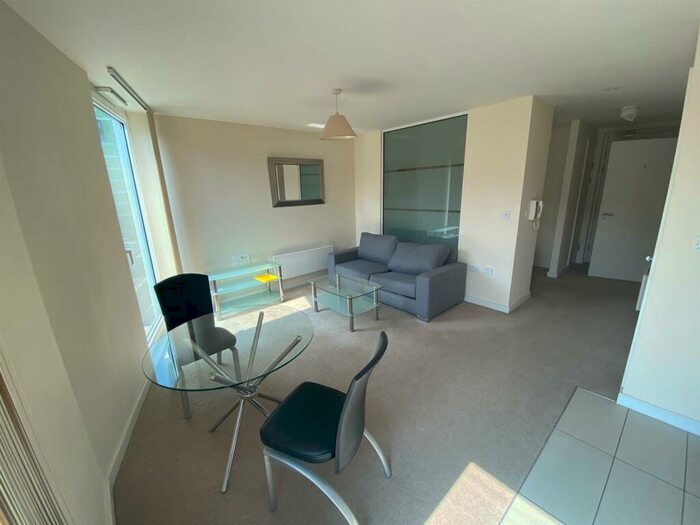 1 Bedroom Flat To Rent In Spectrum, Block, Blackfriars Road, M3