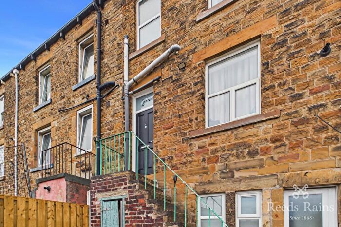 3 Bedroom Apartment To Rent In Essex Road, Sheffield, South Yorkshire, S2