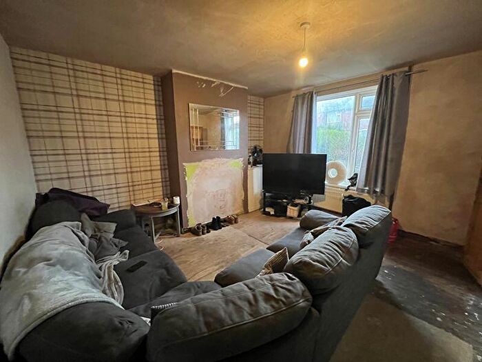 3 Bedroom End Of Terrace House For Sale In Malton Avenue, Deane, BL3