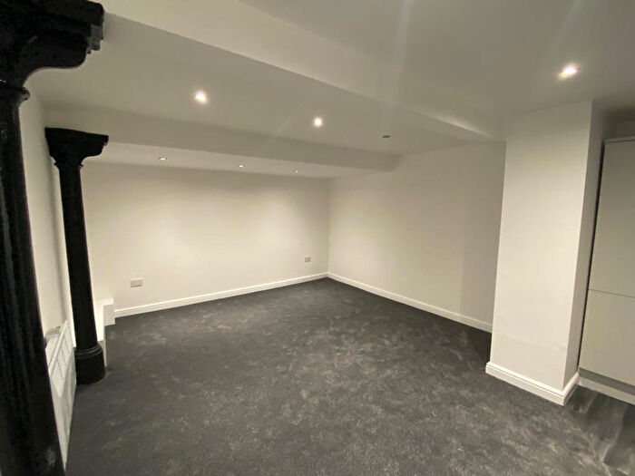 2 Bedroom Apartment To Rent In Flat, - Huddersfield Road, Oldham, Lancashire, OL4