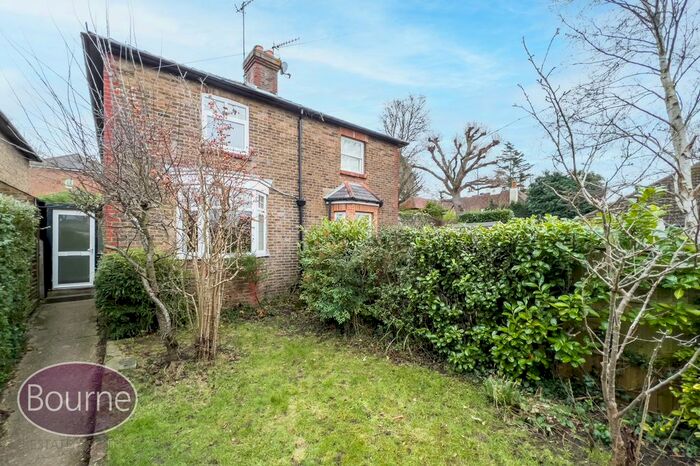 3 Bedroom Cottage To Rent In Copse Road, Cobham KT11