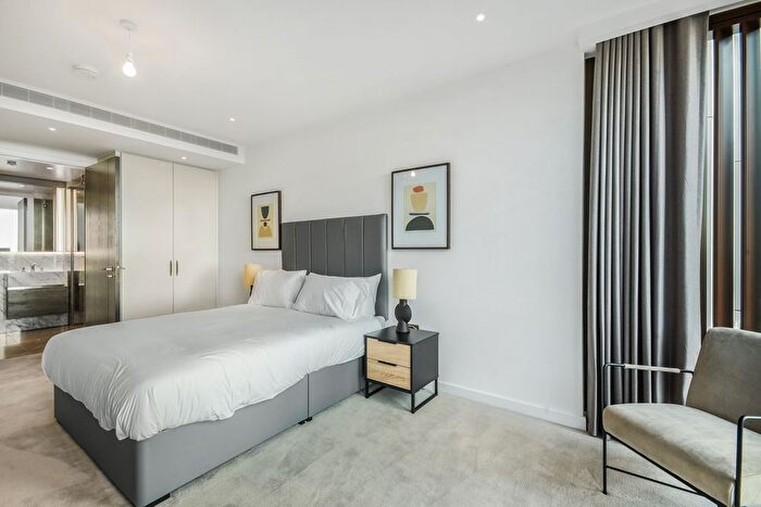 2 Bedroom Flat To Rent In Carnation Way, London, SW8