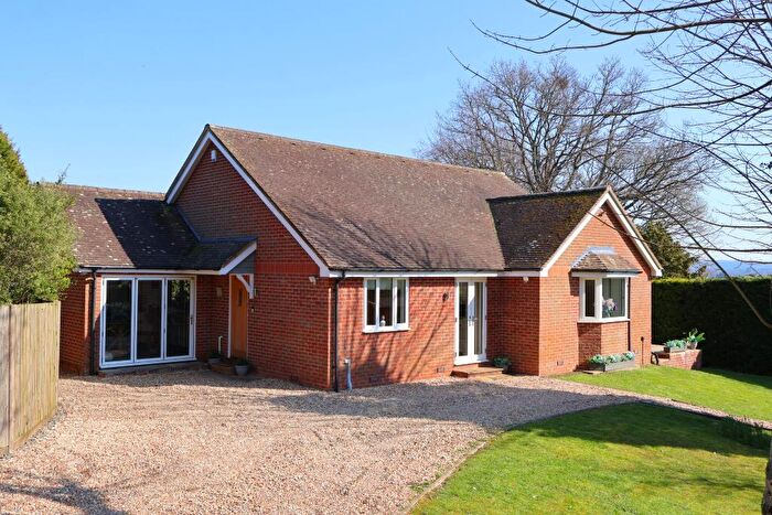 3 Bedroom Detached Bungalow For Sale In Bell Hill, Petersfield, GU32