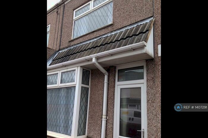 2 Bedroom Terraced House To Rent In St Heliers Road, Cleethorpes, DN35