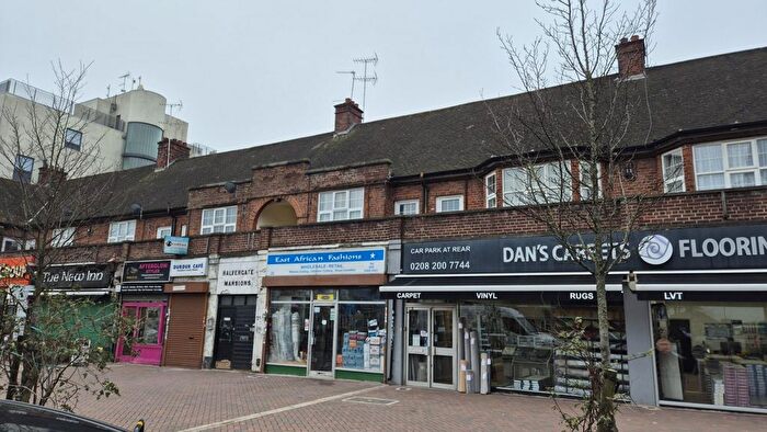 2 Bedroom Flat To Rent In Burnt Oak Broadway, Burnt Oak, Edgware, HA8