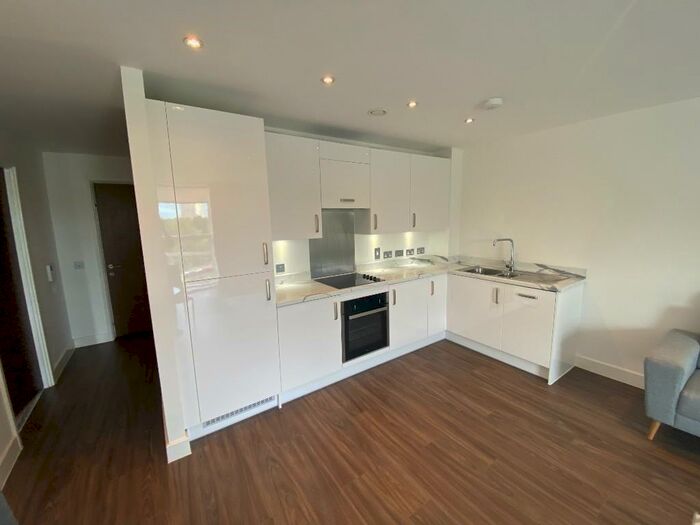 2 Bedroom Apartment To Rent In St. Vincent Street, Birmingham, B16