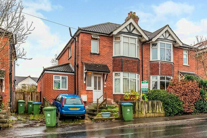 6 Bedroom Terraced House To Rent In Sirdar Road, Southampton SO17